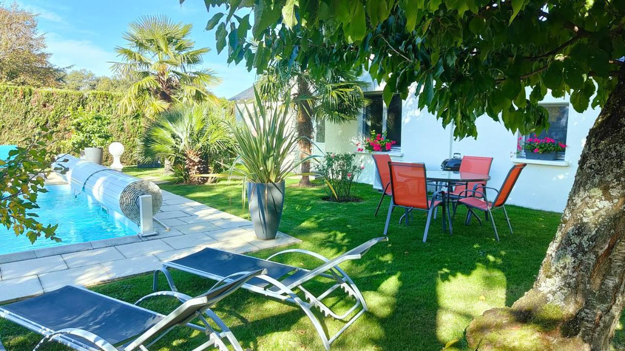 Gite Pause Au Jardin Piscine Chauffee Saint-Branchs Экстерьер фото